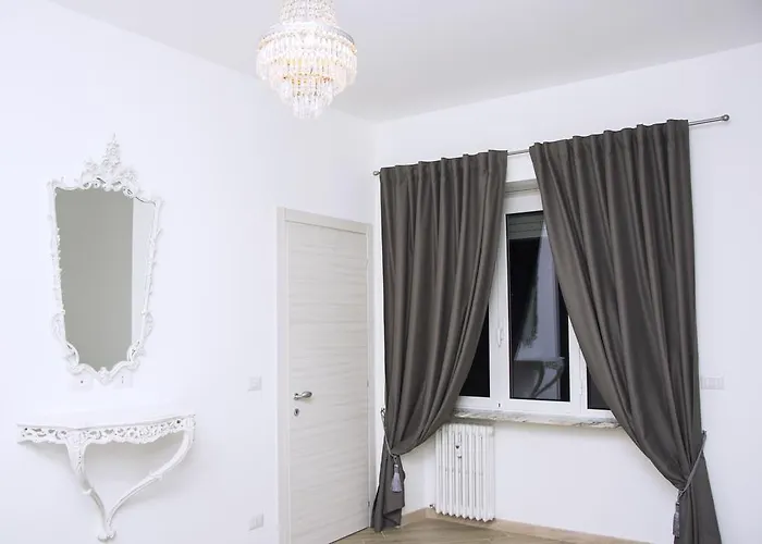 Gens Claudia, Vatican Luxury * Rzym